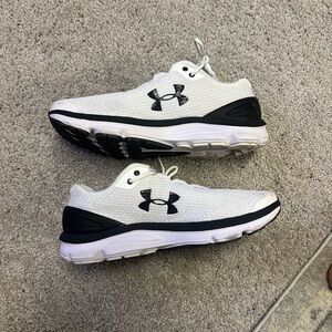 Under Armour White Men's Shoes sz 12